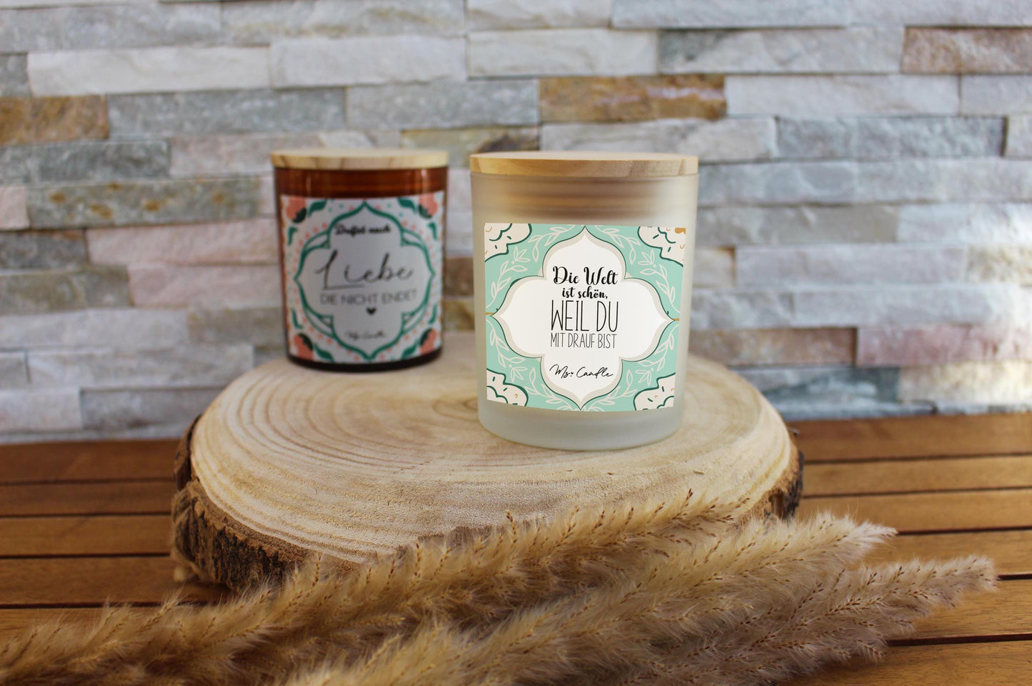 Duftkerze mit Botschaft - Die Welt ist schön, weil du mit drauf bist