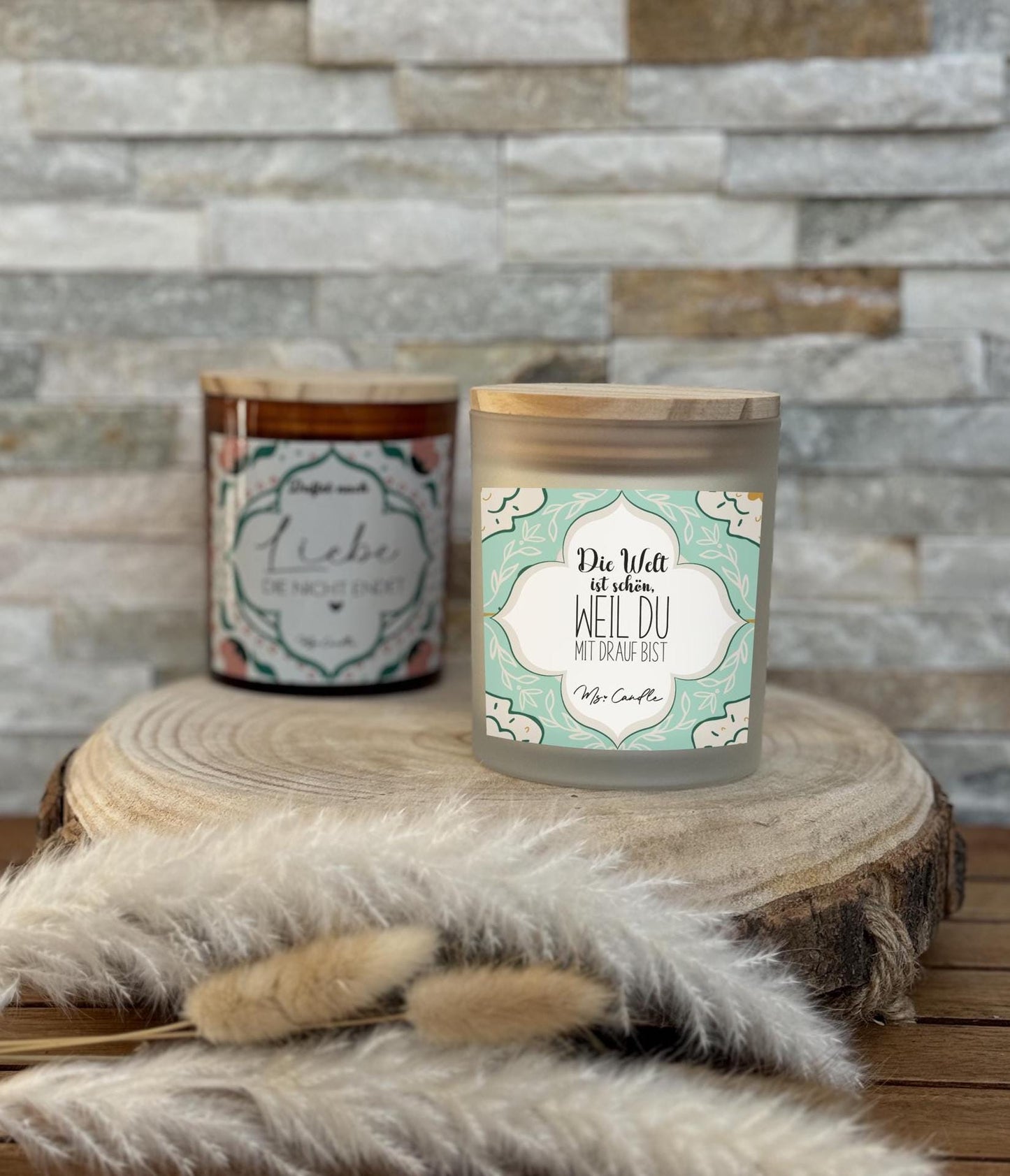 Duftkerze mit Botschaft - Die Welt ist schön, weil du mit drauf bist